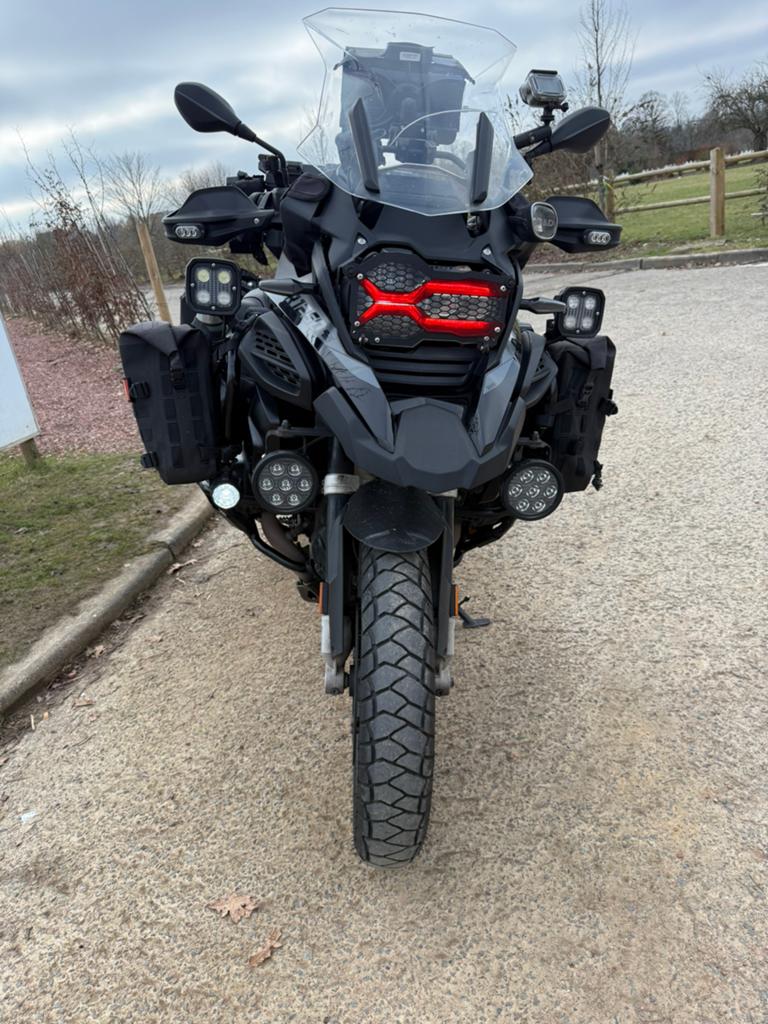 Moto BMW R1250GSA Special Black Limited Edition, Motoren, Particulier