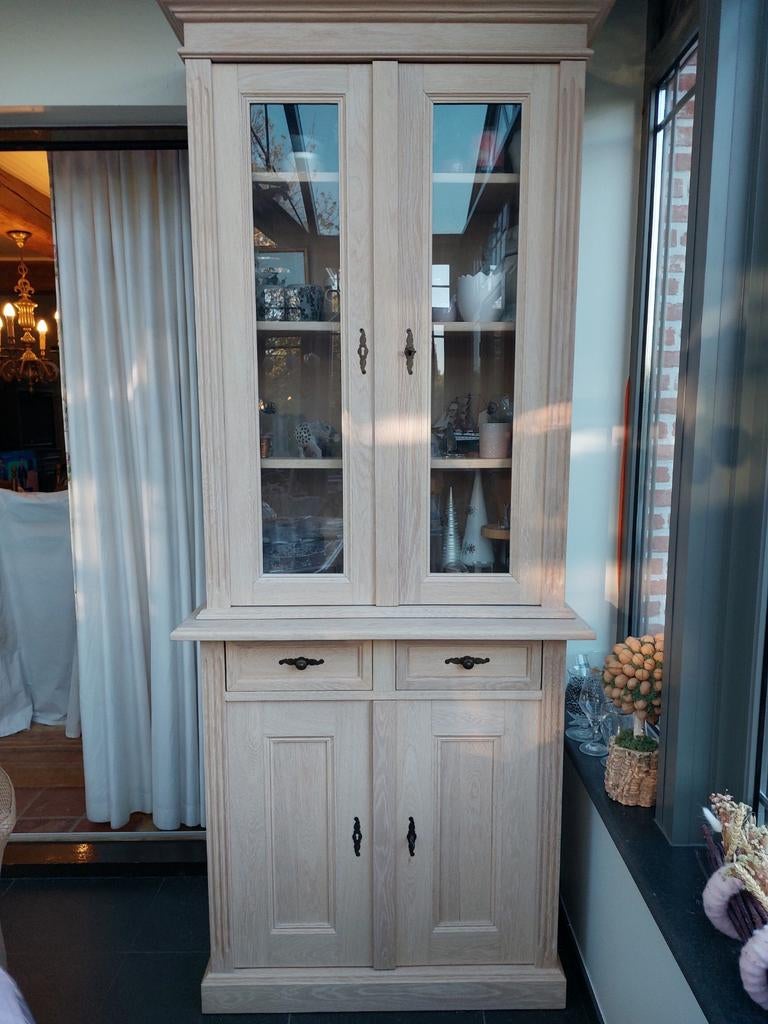 2 identieke mooie licht eiken buffetkasten ISdL, Ophalen