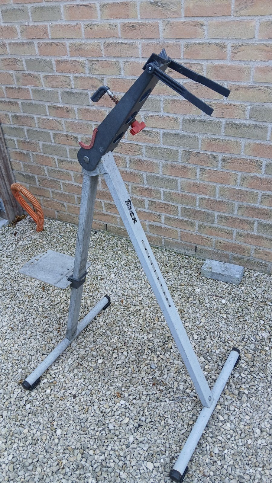 Pied atelier vélo, Enlèvement