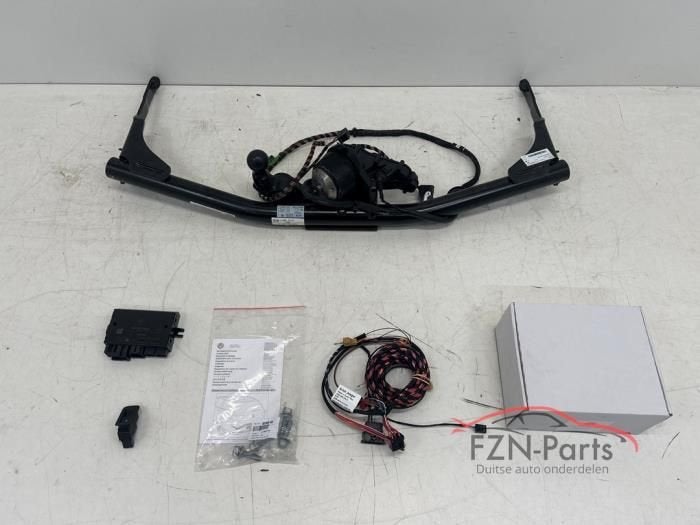 VW Passat B8 Variant Trekhaak Set Module Schakelaar