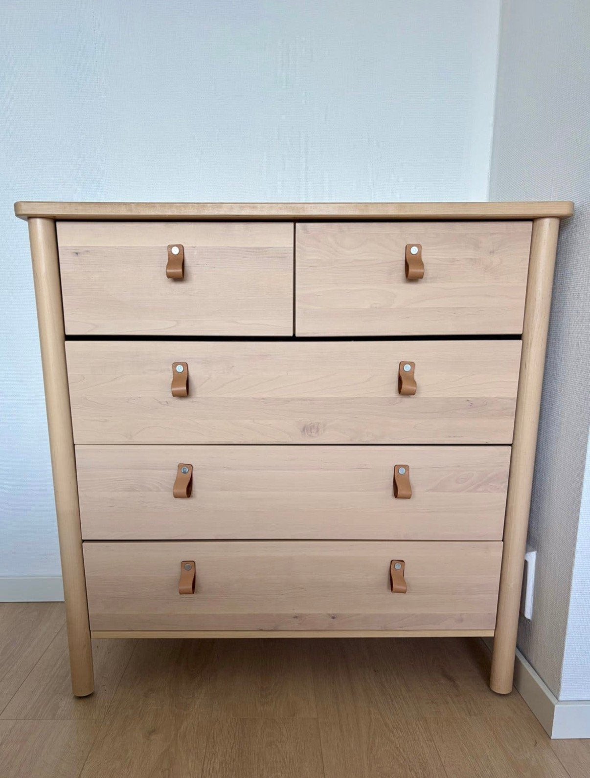 magnifique commode BJÖRKSNÄS d’IKEA en bois de bouleau., Maison & Meubles, 25 à 50 cm, 5 tiroirs ou plus, Moins de 100 cm, Comme neuf