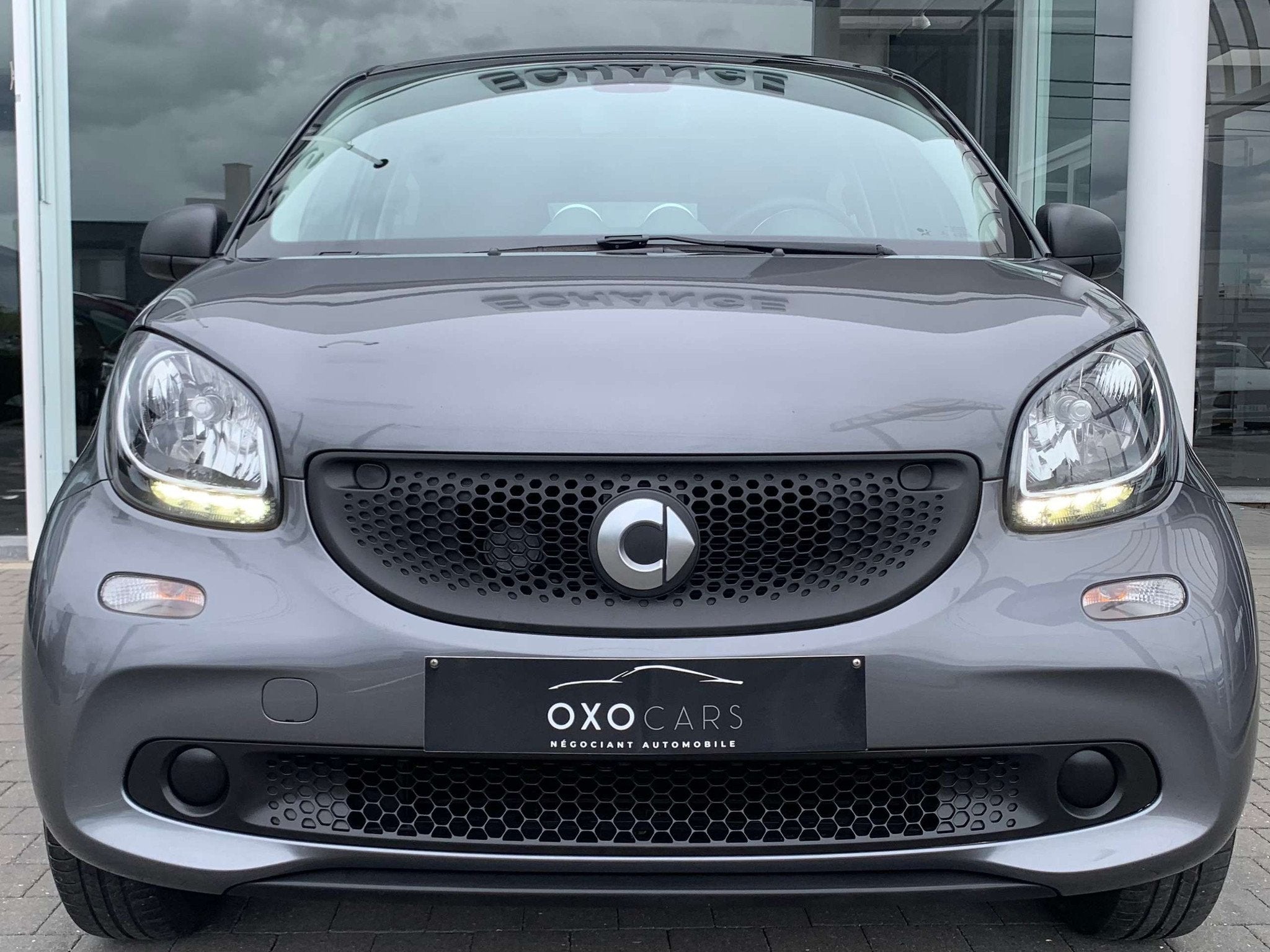 Smart Forfour 1.0i ESSENCE / DOUBLE TOIT PANO / CLIM AUTO /, Argent ou Gris, Achat, Entreprise, Boîte manuelle