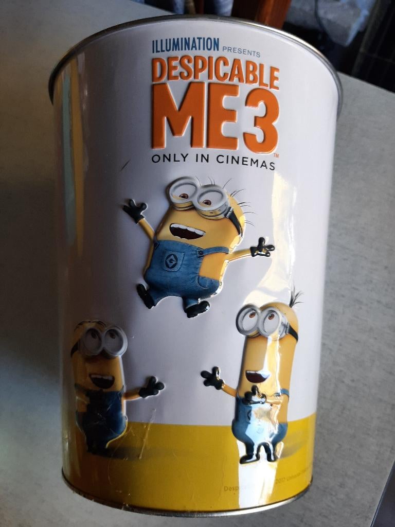 Minions emmer, Ophalen, Zo goed als nieuw, IJzer