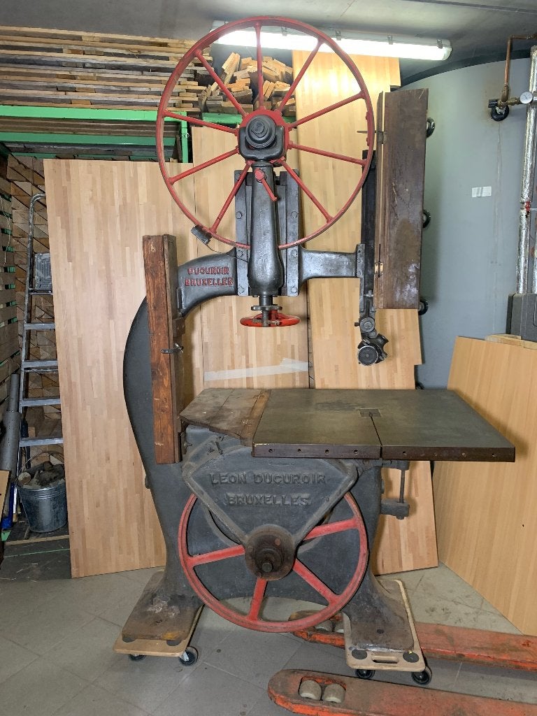 Scie à ruban d‘une menuiserie Leon Ducuroir Bruxelles (1927), Bricolage & Construction, Outillage | Scies mécaniques, Scie à ruban