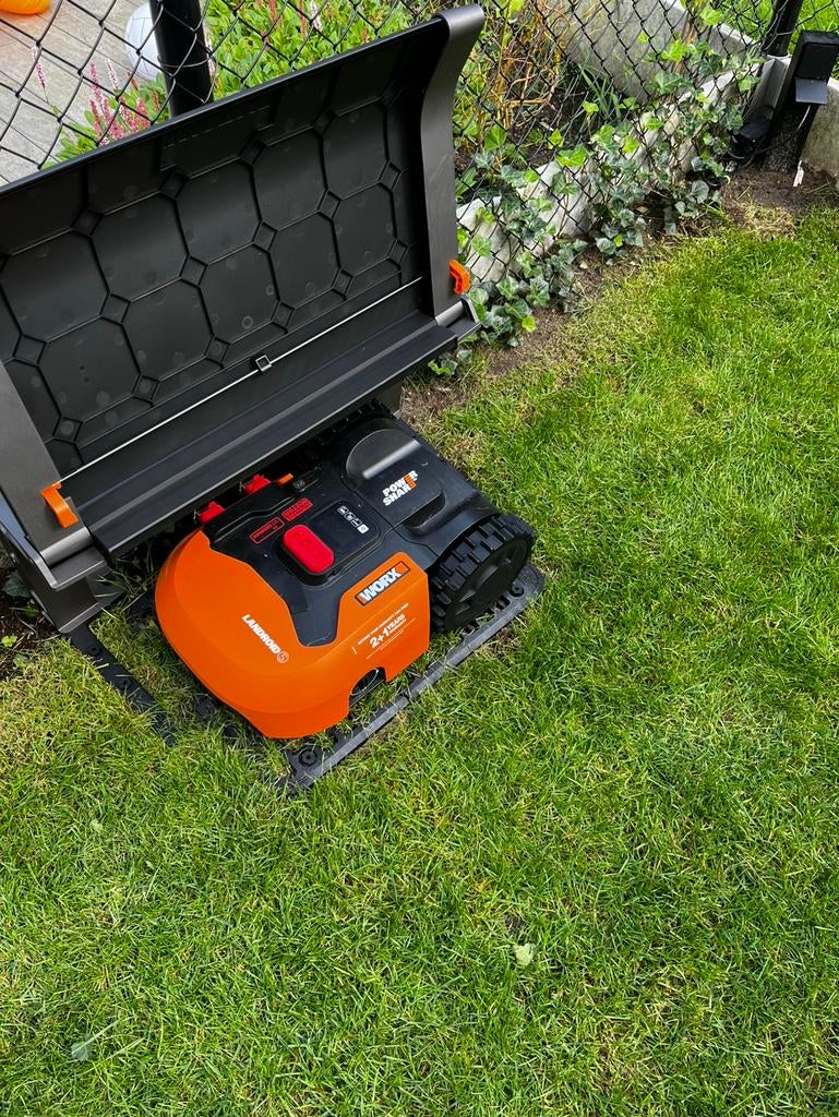 Robotmaaier Worx Landroid S400, Tuin en Terras, Robotmaaiers, Gebruikt, Met regensensor, Bestuurbaar via app, Ophalen