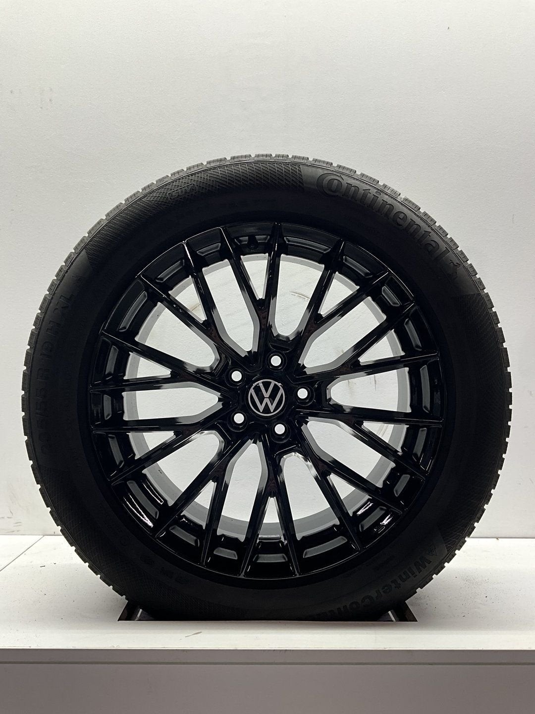 DEMO 19’’ VOLKSWAGEN ID4 ID5 ID7 ID BUZZ VELGEN WINTERBANDEN, Auto-onderdelen, 19 inch, Gebruikt, -, -