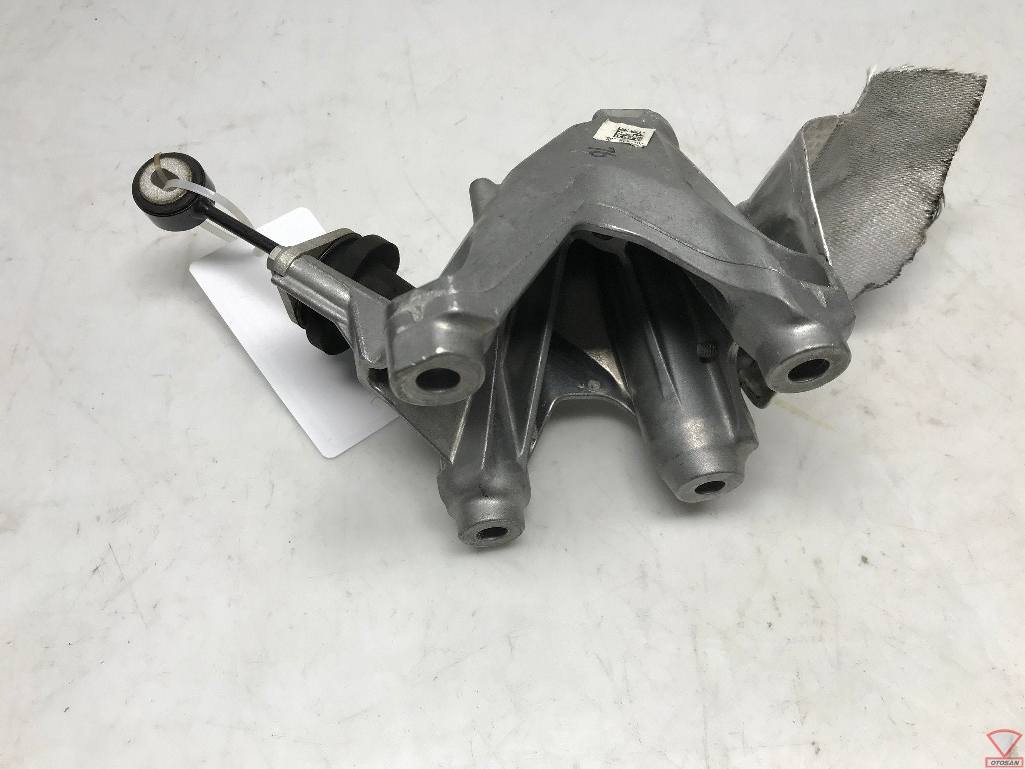 support moteur vw touareg 2017+ audi q7 4m0199307af, Volkswagen, Volkswagen AG, Vw@volkswagen.de, Utilisé