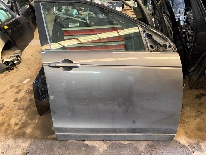 Portière 4portes avant droite d'un Landrover Discovery (873, -, 3 mois de garantie, Utilisé, Porte