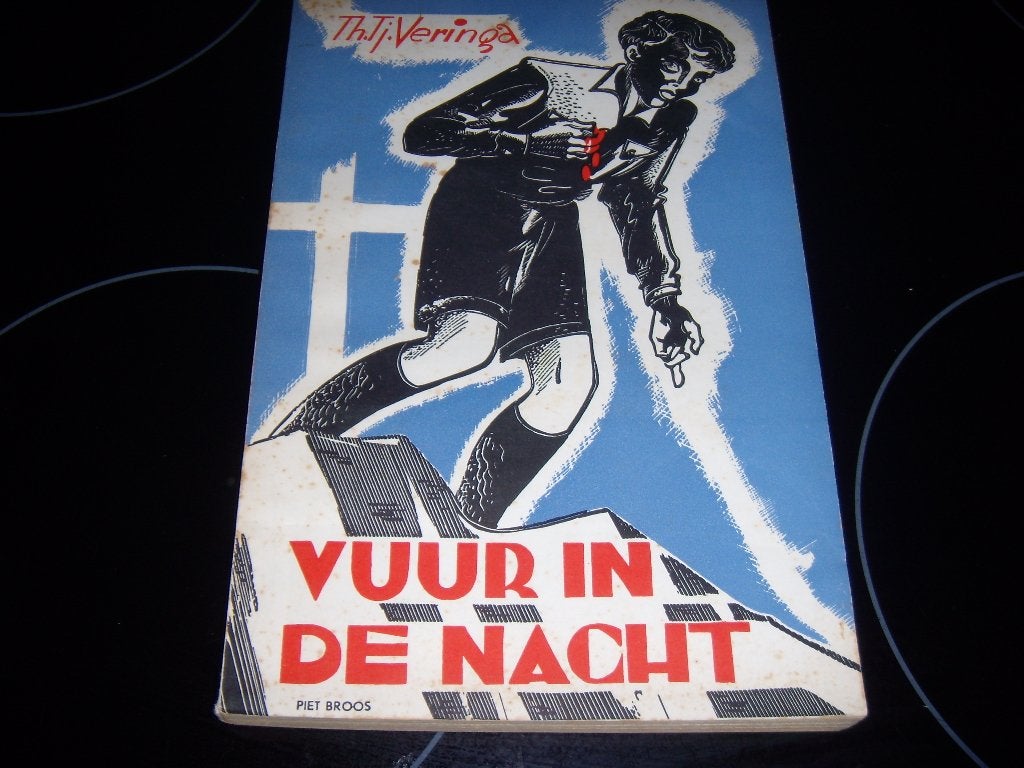 Vuur in de nacht - Th. Tj. Veringa, Ophalen of Verzenden, Gelezen