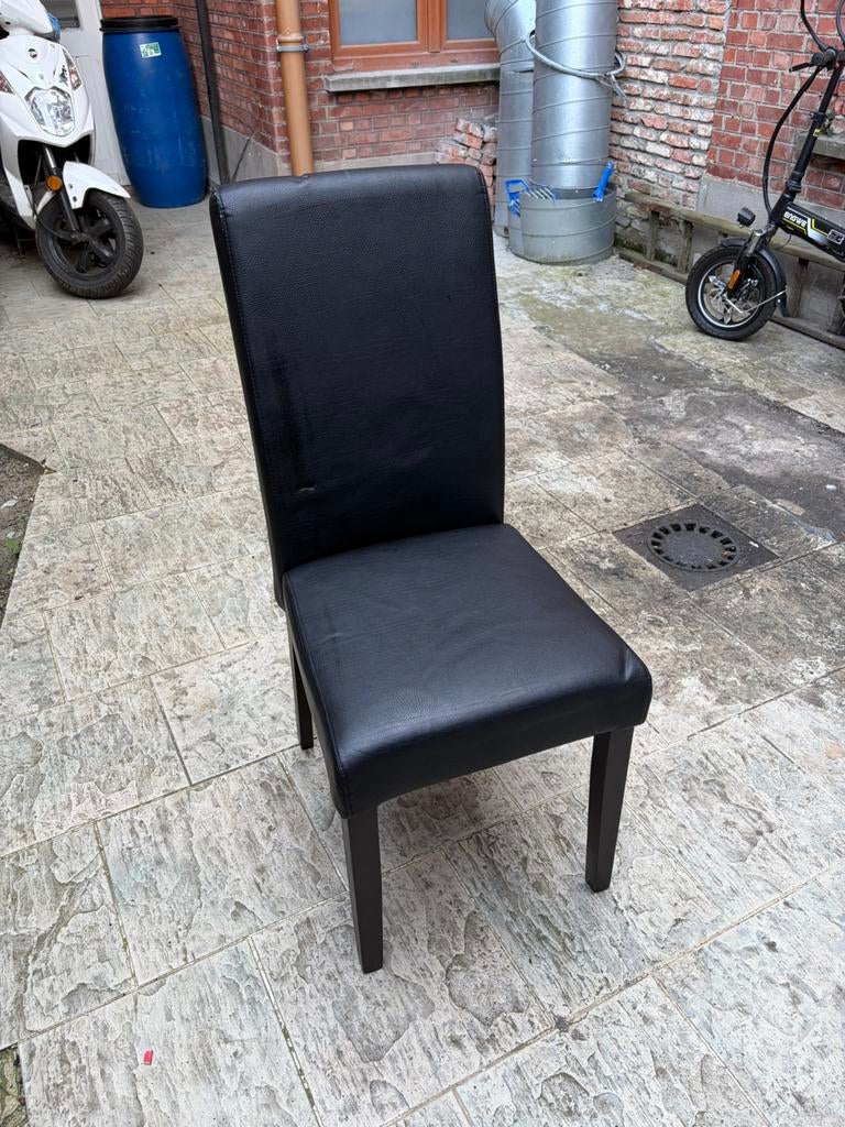 Stoelen zo goed als nieuw, Ophalen, Zo goed als nieuw