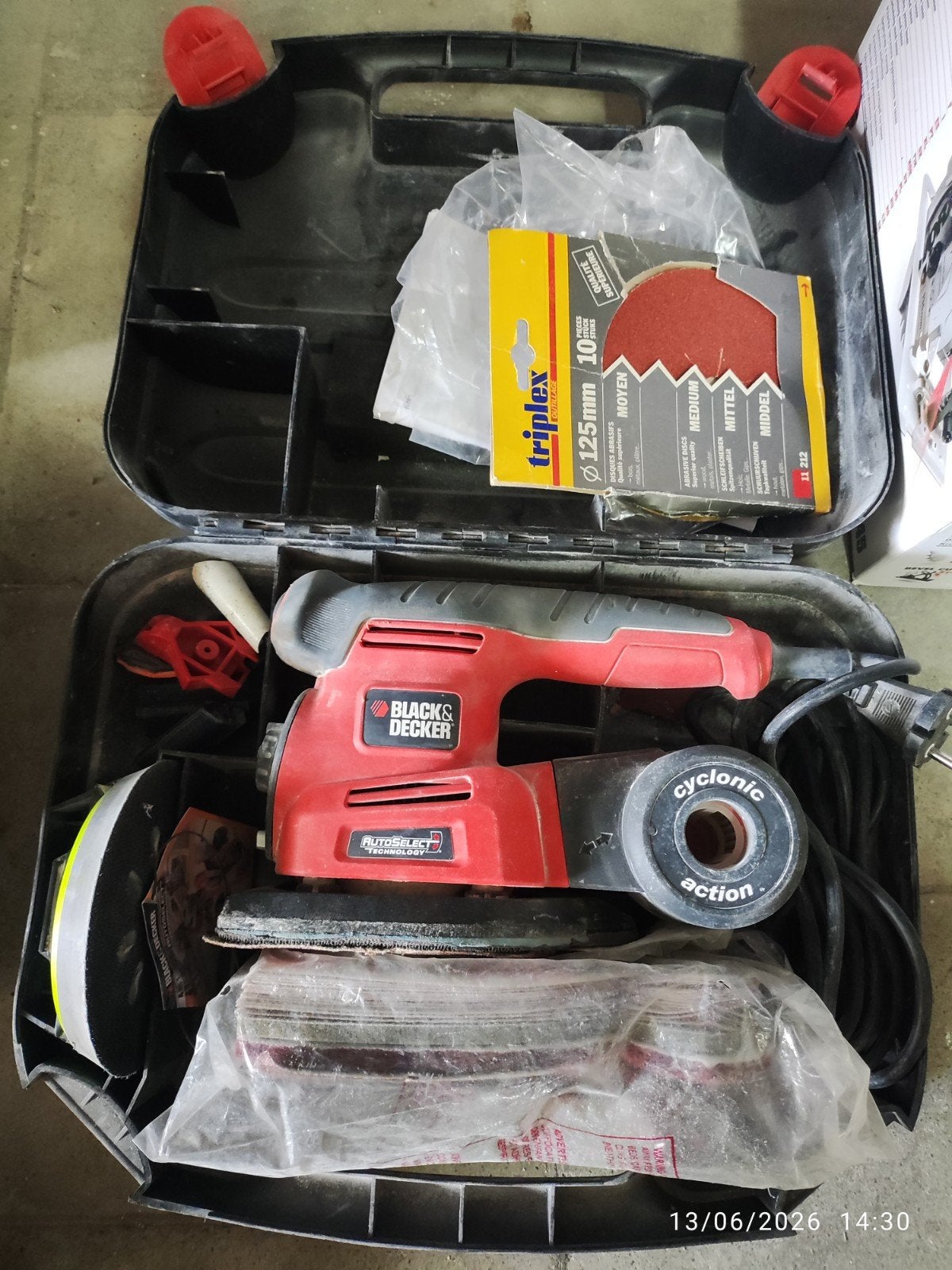 Ponceuse 4 en 1 Black & Decker KA 280, Enlèvement, Utilisé