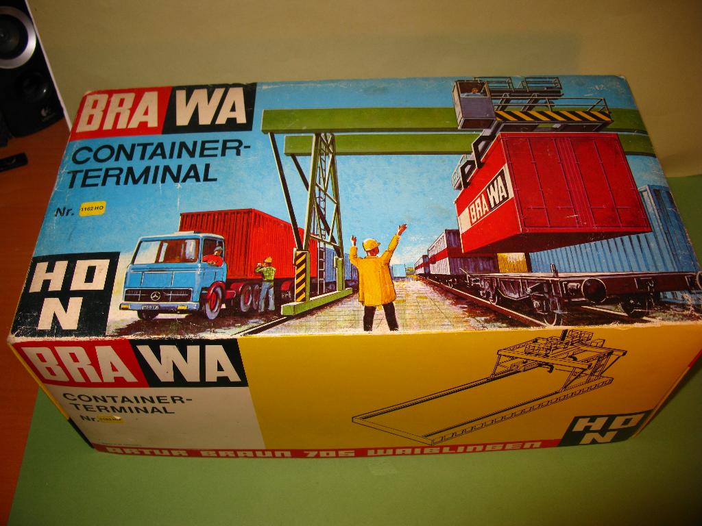 BRAWA HO : Container terminal kraan nr. 1182, Hobby en Vrije tijd, Modeltreinen | H0, Ophalen of Verzenden, Gebruikt, Gelijkstroom