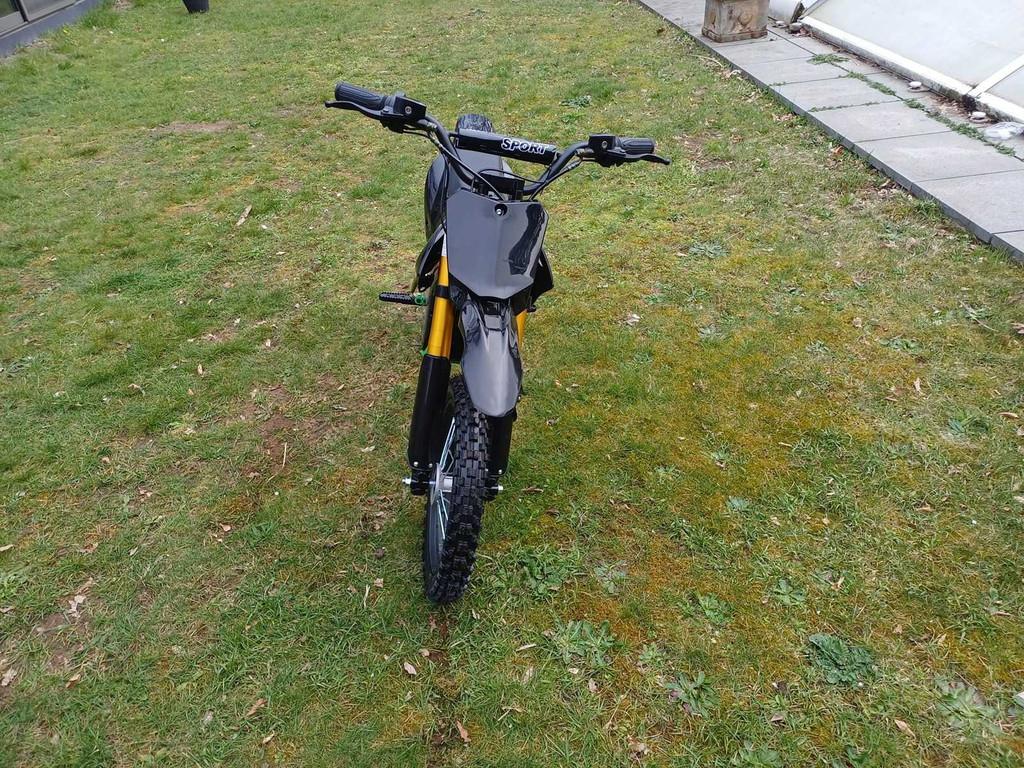 Crossmoto 1800Watt, Bedrijf, Overig