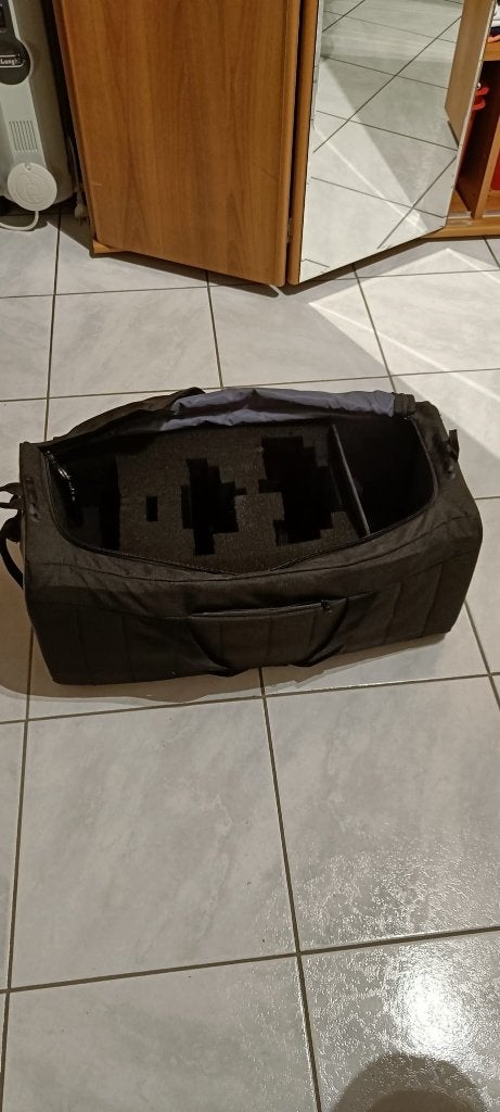 Sac noir transport 35L, intérieur amovible et modulable, Enlèvement ou Envoi, Moins de 35 cm, Poignée extensible, Utilisé
