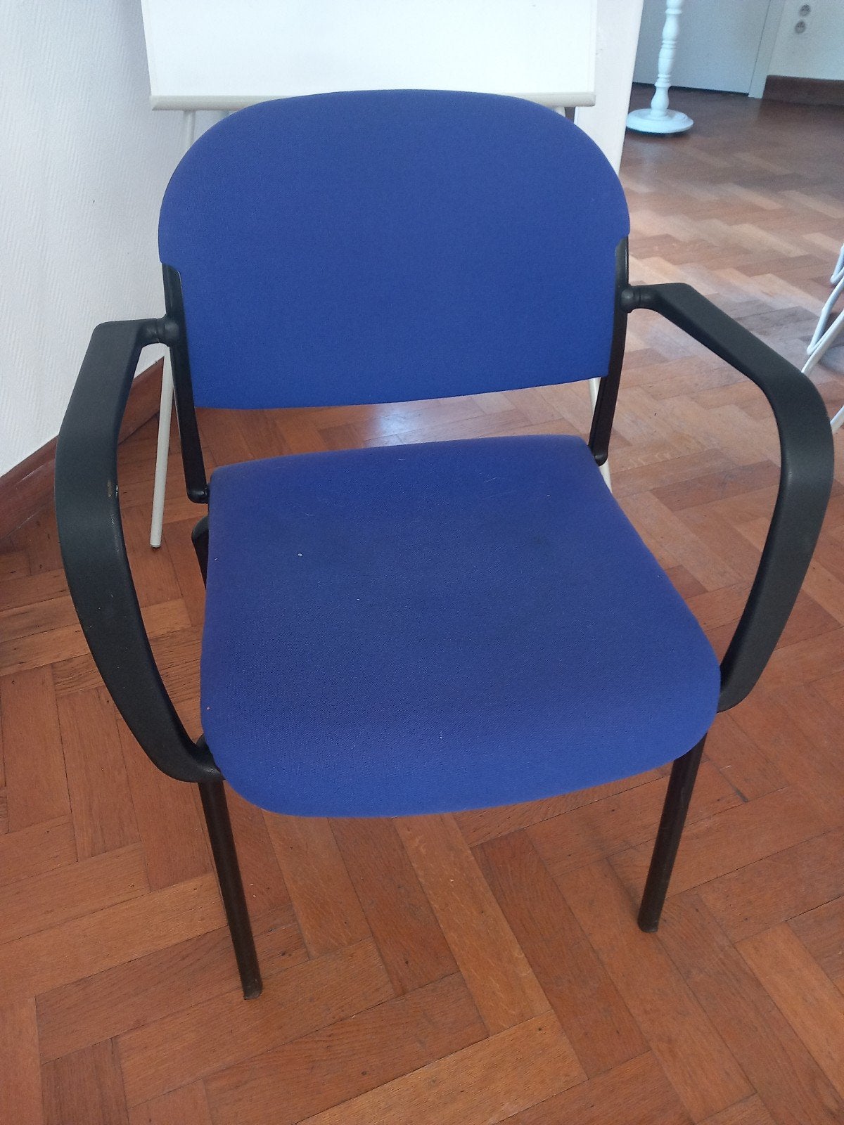 Stevige stoelen, vergaderstoelen, Huis en Inrichting, Stoelen, Ophalen, Gebruikt, Blauw, Metaal