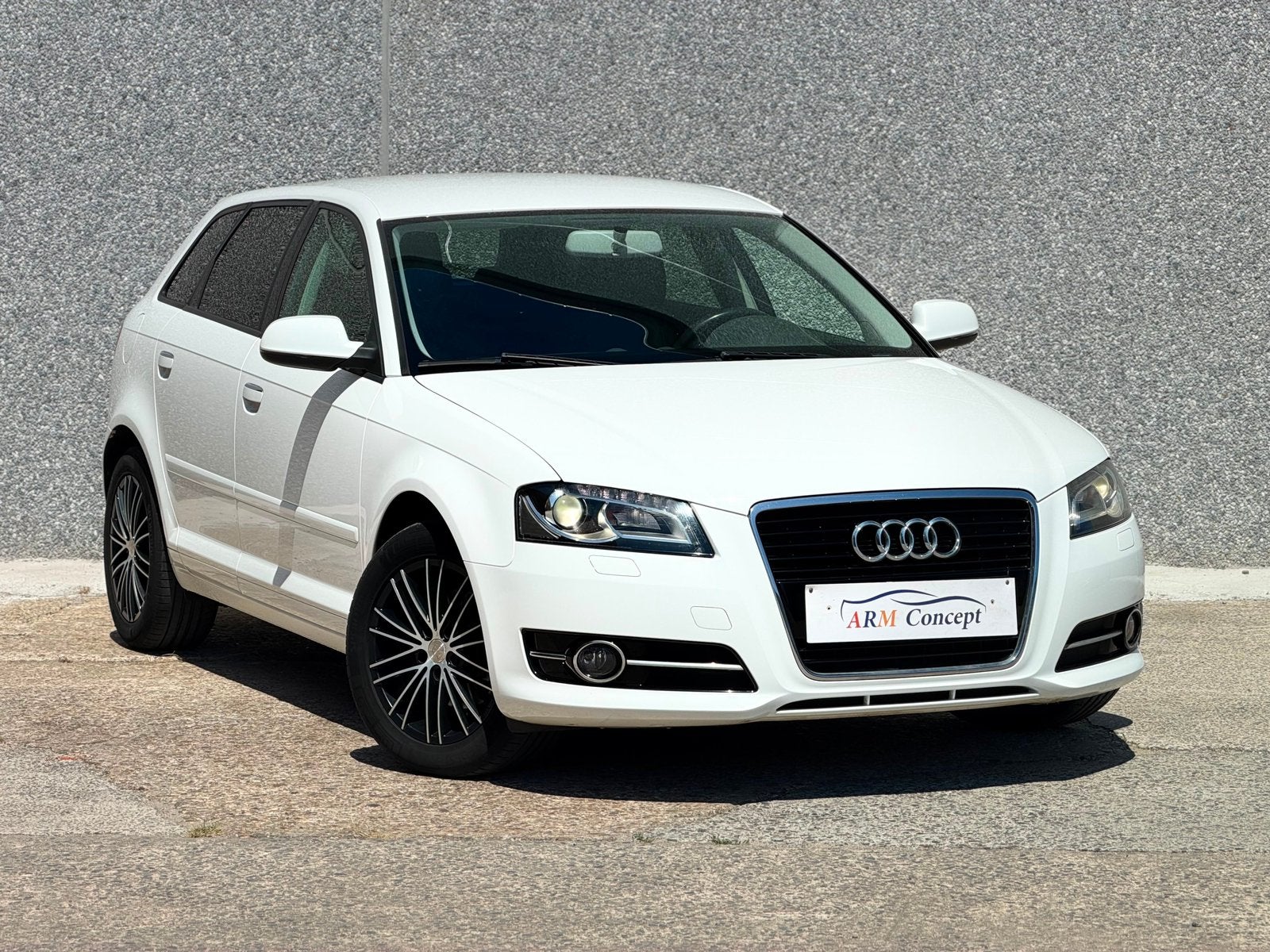 Audi A3 SportBack1.4 Tfsi Essence Garantie 12 Mois Xenon/NAV, Auto's, Euro 5, Zwart, Bedrijf, 5 deurs