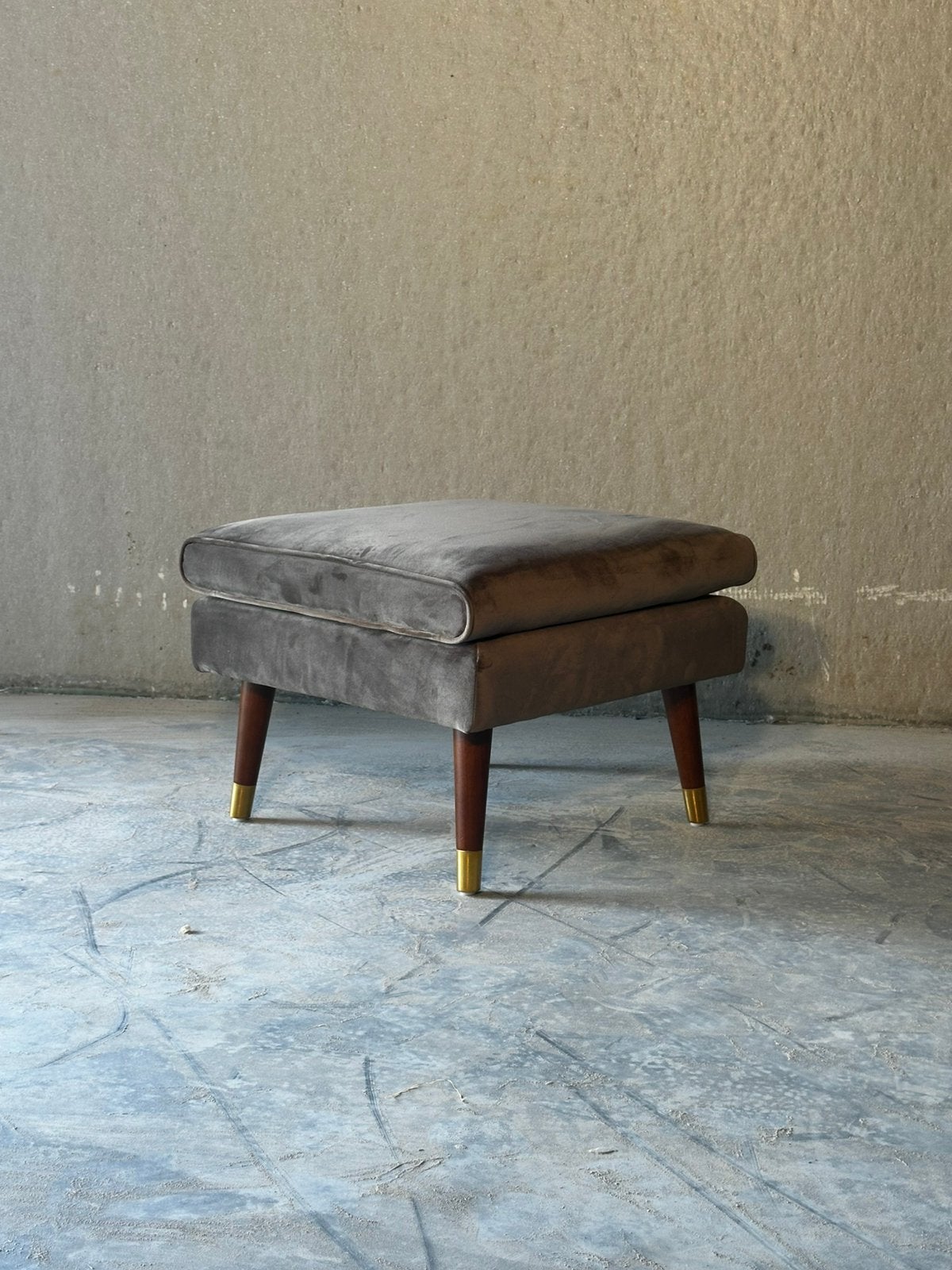 Pouf / banc La Redoute – style contemporain, excellent état, Maison & Meubles, Enlèvement, Comme neuf, Rectangulaire, Bois