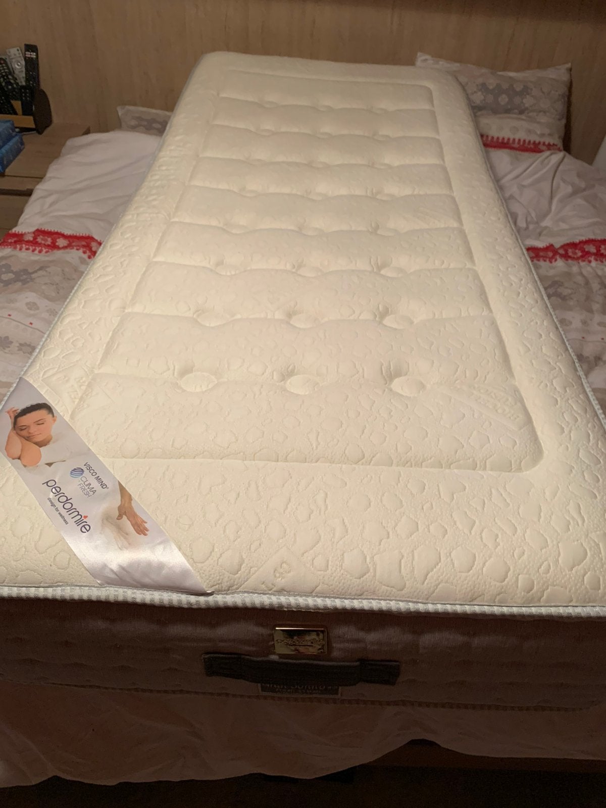 Matelas mémoire de forme neuf, Maison & Meubles, 90 cm, Matelas, Enlèvement, 200 cm