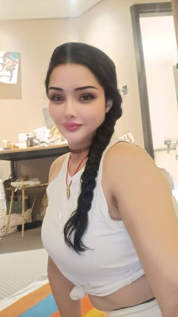 Massages WhatsApp 0467810342
