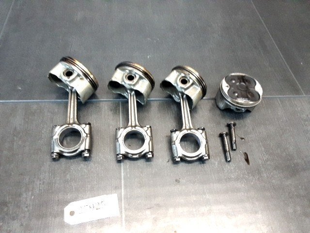 R6 1999 - 2002 Yamaha Motorblok onderdelen Pistons D1-62331