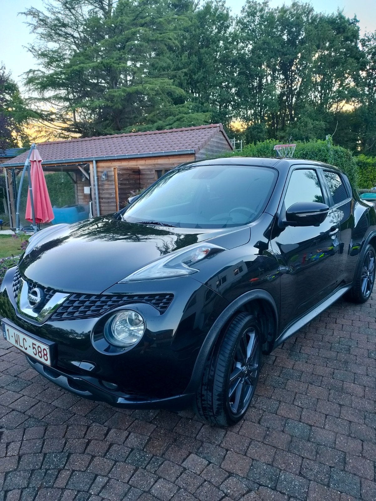 Nissan Juke 1.2 DIG-T N-Connecta – 2016 – 109.500 km – Zeer, Auto's, Cruise Control, Zwart, Handgeschakeld, 5 deurs