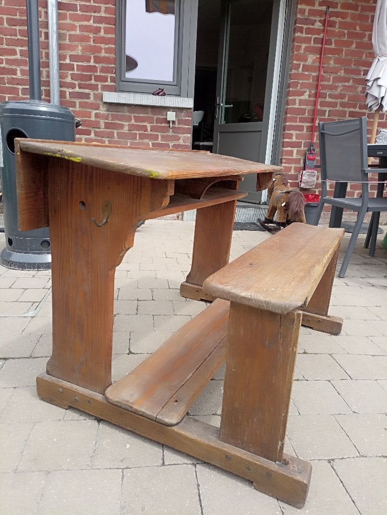 Banc d'école, Enlèvement