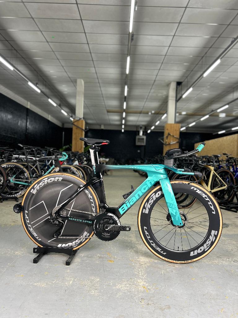 Bianchi Aquila RC Disc Di2 Carbon TT, Ophalen, Zo goed als nieuw