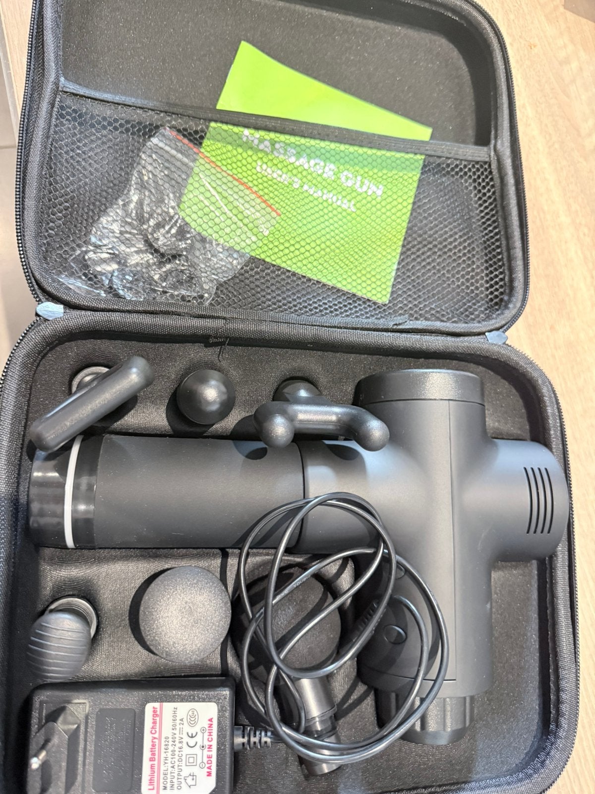 Massagegun-spierherstel  draadloos apparaat met opzetstukken, Sports & Fitness, Produits de massage, Enlèvement, Comme neuf, Appareil