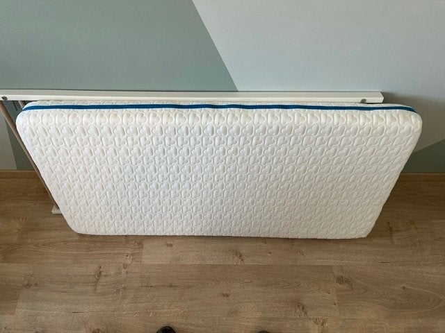 Matras Aerosleep Evolution + 3D matrasbeschermer, Ophalen, Gebruikt, 190 cm of minder, Matras