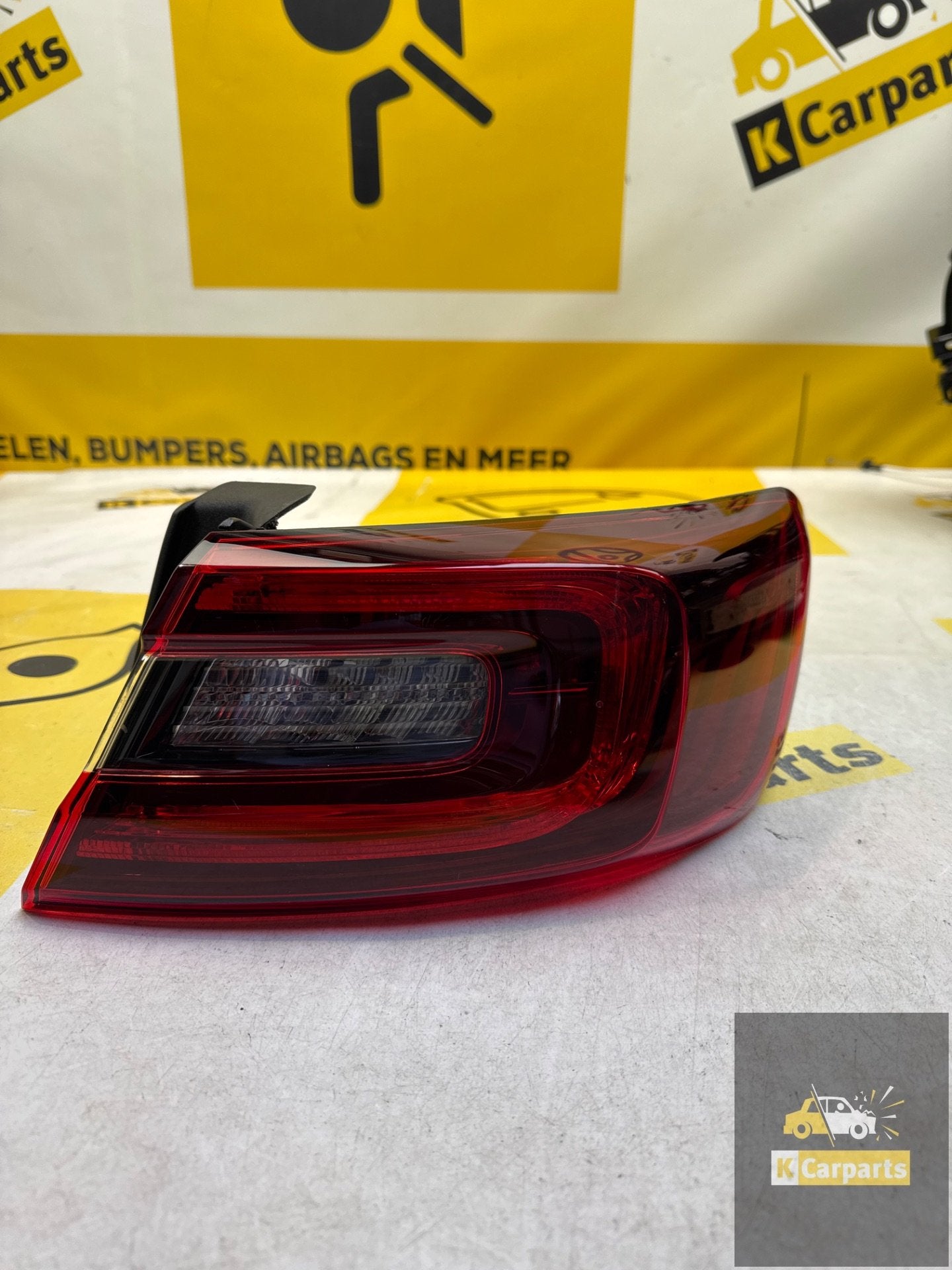 Feu arri re droit Renault Talisman Berline 265501301R, Autos : Pièces & Accessoires, Éclairage, Renault Group, Contact.group@renault.com