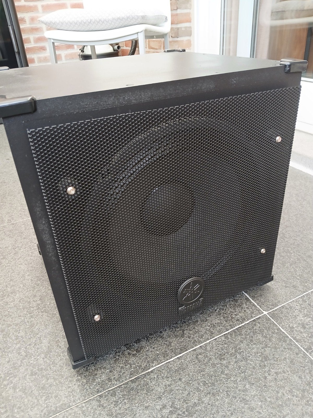 Bass (gitaar) speaker, Enlèvement, Guitare