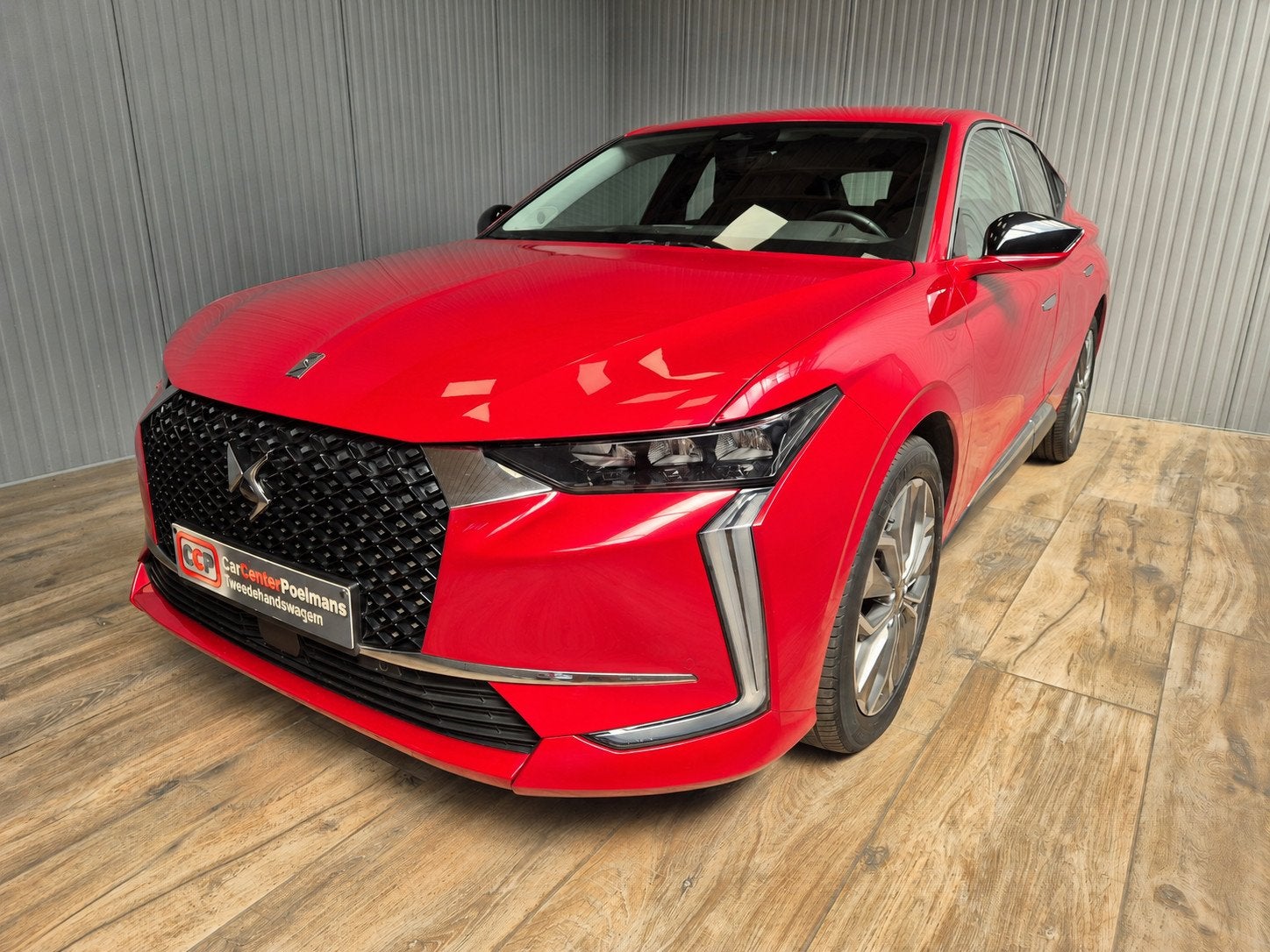 DS Automobiles DS 4 1.2PureTech 131pk automaat - al gekeurd, Autos, Rouge, Achat, Euro 6, Entreprise