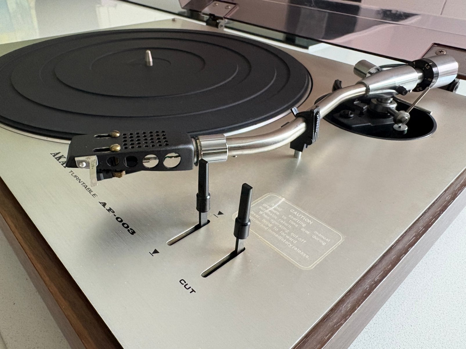 Akai AP 003, Audio, Tv en Foto, Platenspelers, Ophalen of Verzenden, Zo goed als nieuw, Platenspeler, Akai
