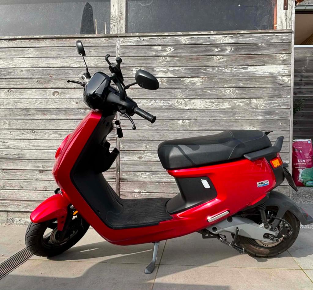 Scooter B klasse - Niu Sport Elektrisch, Vélos & Vélomoteurs, Scooters | Marques Autre, Comme neuf, Classe B (45 km/h), Électrique
