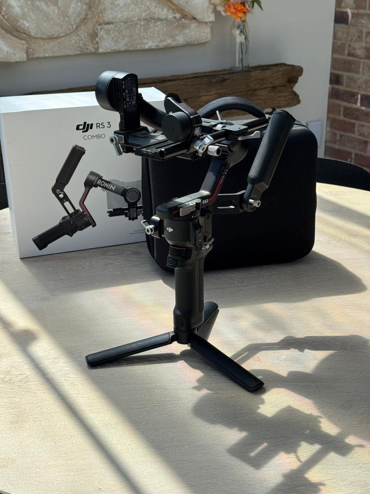 DJI RS 3 Combo — cardan avec moteur de mise au point, Bluetooth, DJI, Comme neuf, Enlèvement
