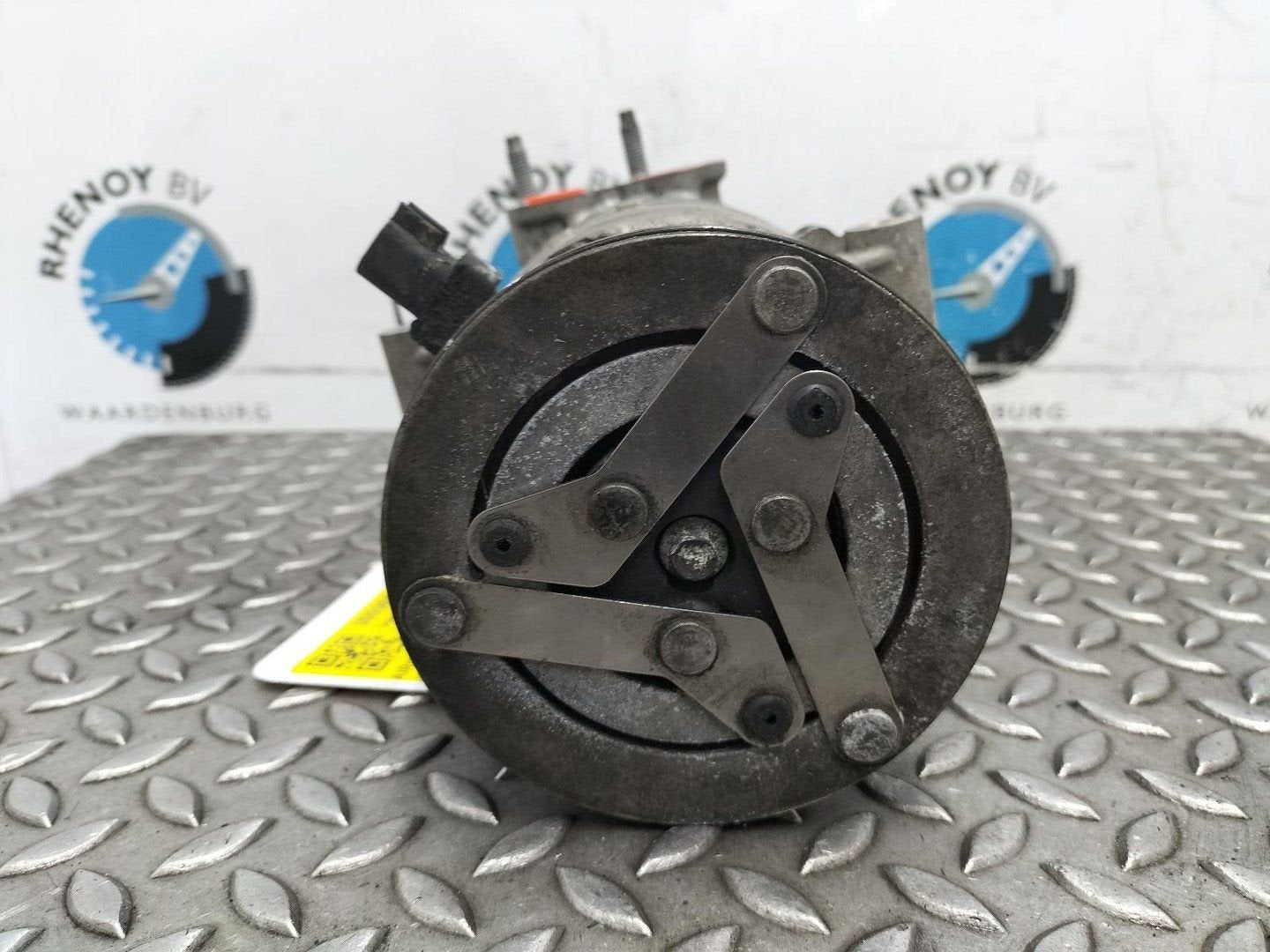 FORD FOCUS 1.6 EcoBoost SCTi  Trend  AIRCO COMPRESSOR / AIRC, Enlèvement ou Envoi, Utilisé, ARN reconnu