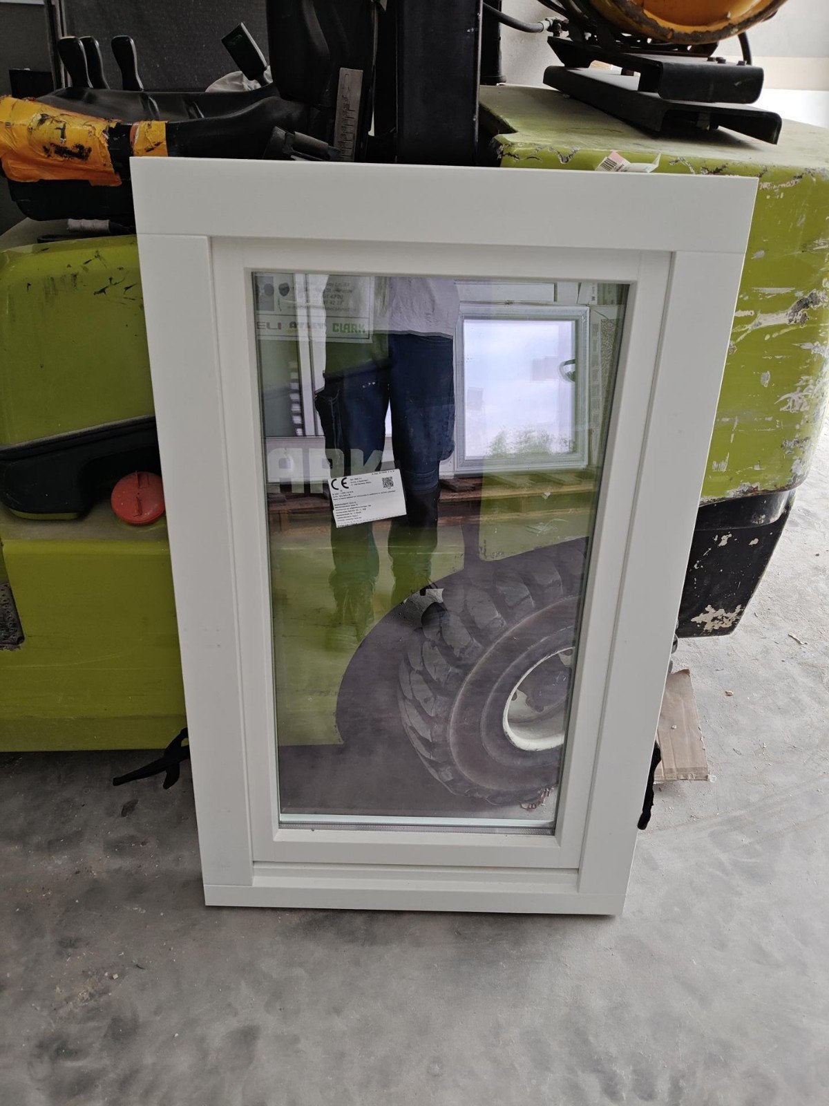 Nieuw houten draai-kiepraam – Dubbel glas – Wit, Doe-het-zelf en Bouw, Glas en Ramen, Nieuw, 80 tot 120 cm, Minder dan 80 cm, Dubbelglas