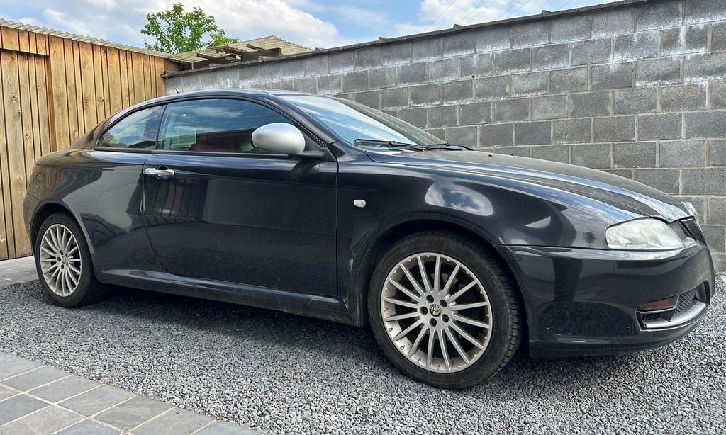 Alfa Romeo GT 1.9 JTD Q2 Leder Airco BT Pdc 150pk, Autos, Alfa Romeo, Entreprise, Achat, GT, ABS, Airbags, Air conditionné, Climatisation automatique