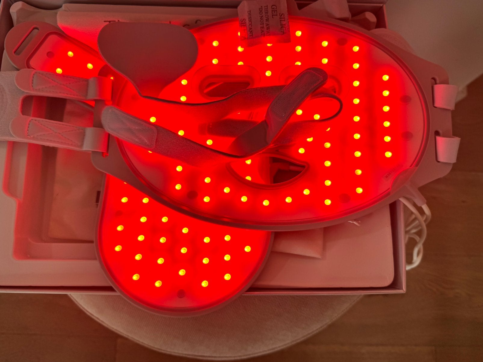 Ledmasker Dermalab slechts 3 x gebruikt nieuwprijs €949,5, Ophalen of Verzenden, Zo goed als nieuw