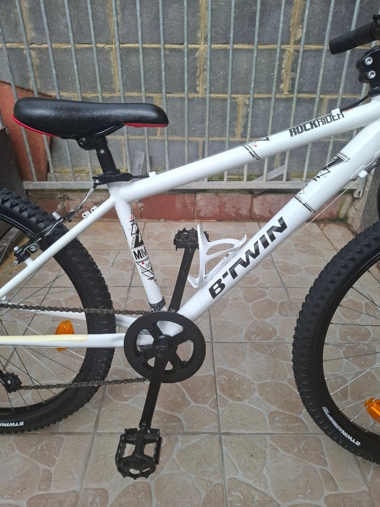 vtt rockrider 24 pouce état neuf prêt a rouler, Vitesses, 24 pouces, B'twin decathlon, Comme neuf