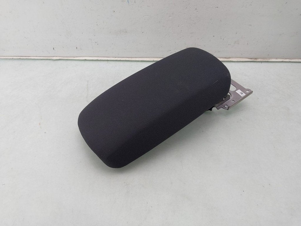 ARMLEUNING Toyota Corolla (E21) (01-2019/-) (|5890502F50C0|), Gebruikt, Toyota