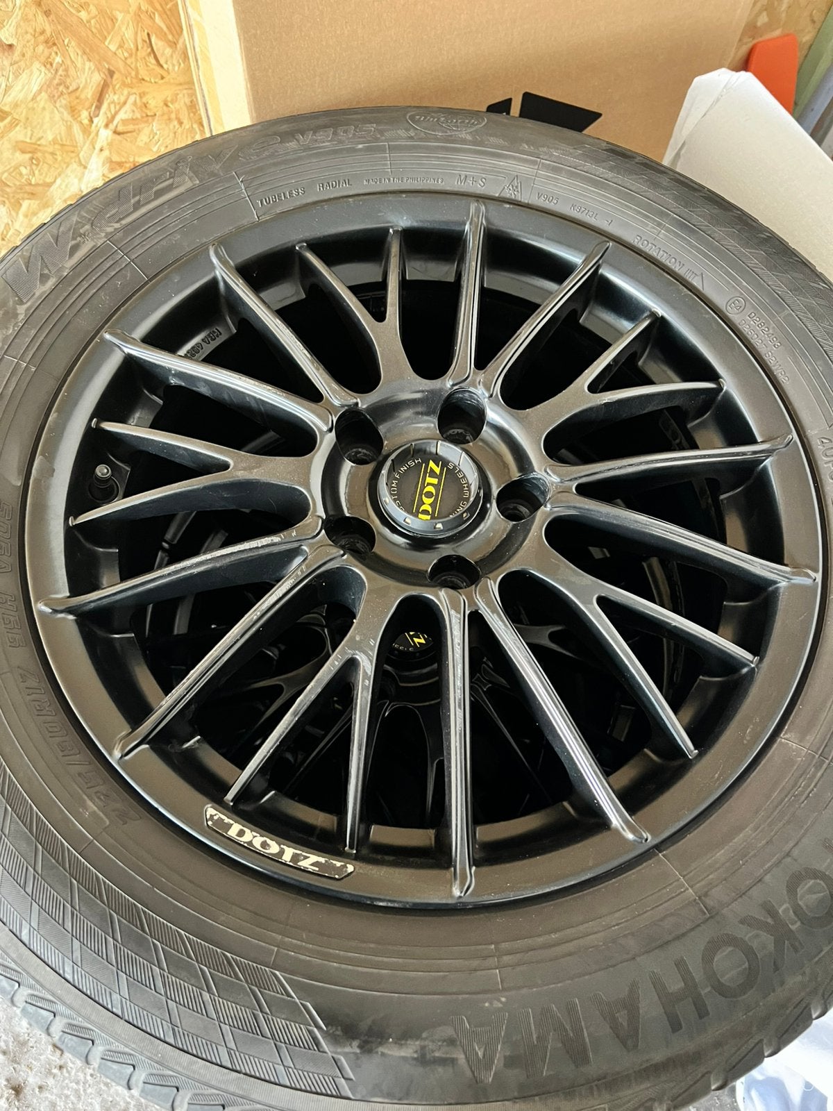 Winterset Hyundai tucson ix 35 DOTZ, Auto-onderdelen, Ophalen, Winterbanden, Velg(en)