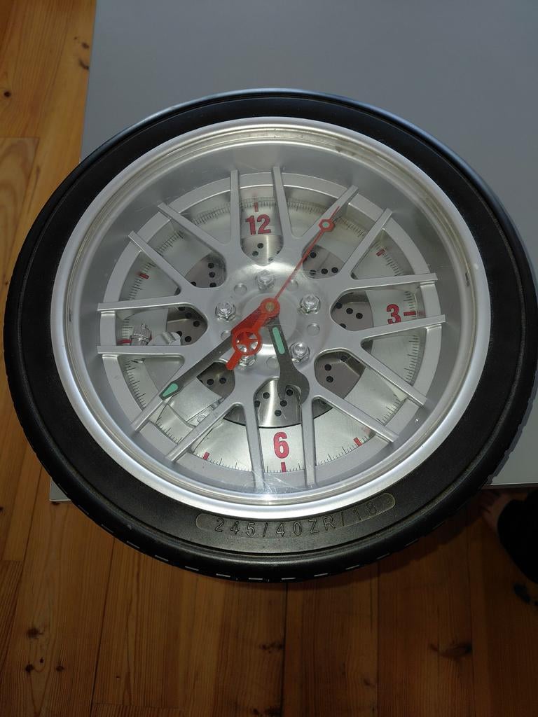 Horloge, Ophalen