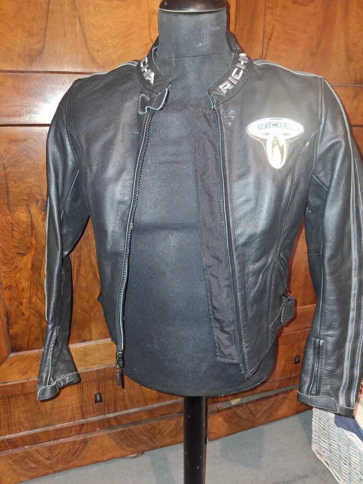 blouson richa femme 48 50, Enlèvement