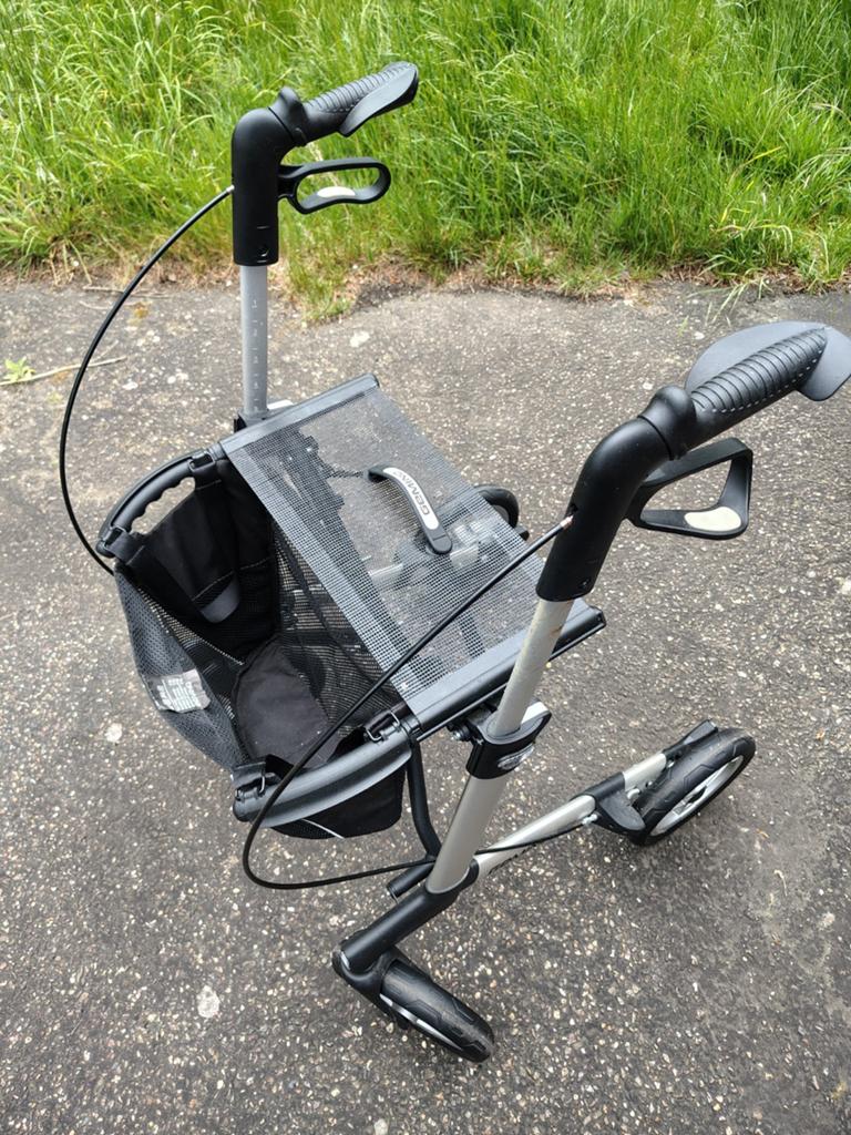 Rollator Gemino 30 Comfort, Ophalen, Lichtgewicht