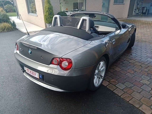 BMW Z4 van 2024 55.000km in echte onberispelijke staat, Auto's, Achterwielaandrijving, Zwart, Beige, Leder