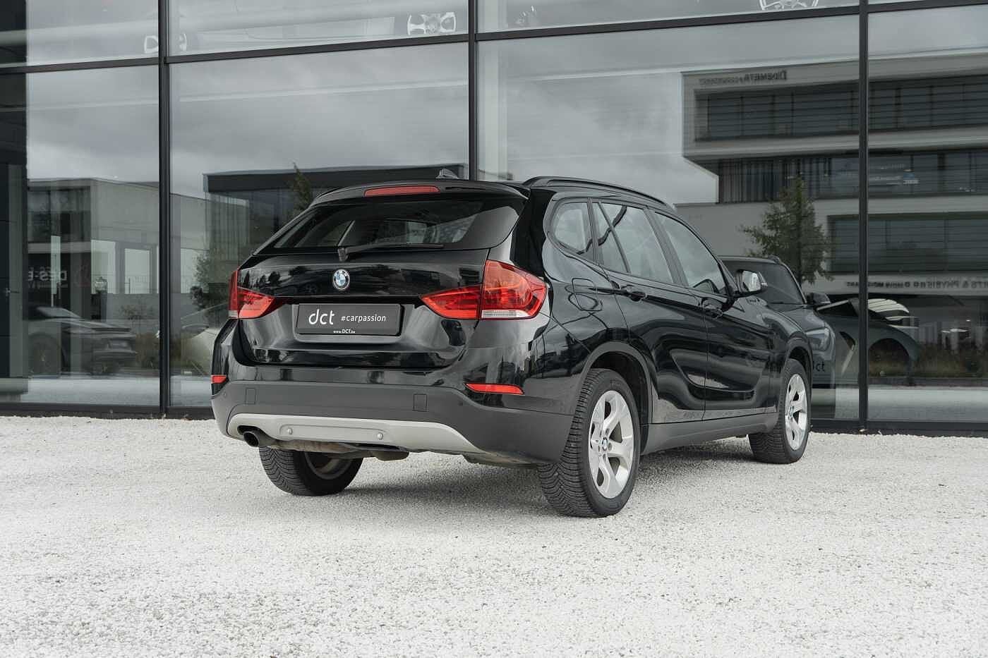 BMW X1 2.0i sDrive18 HeatedSeats PDC Automatic AC (bj 2013), X1, 4 cilinders, 1505 kg, Bedrijf
