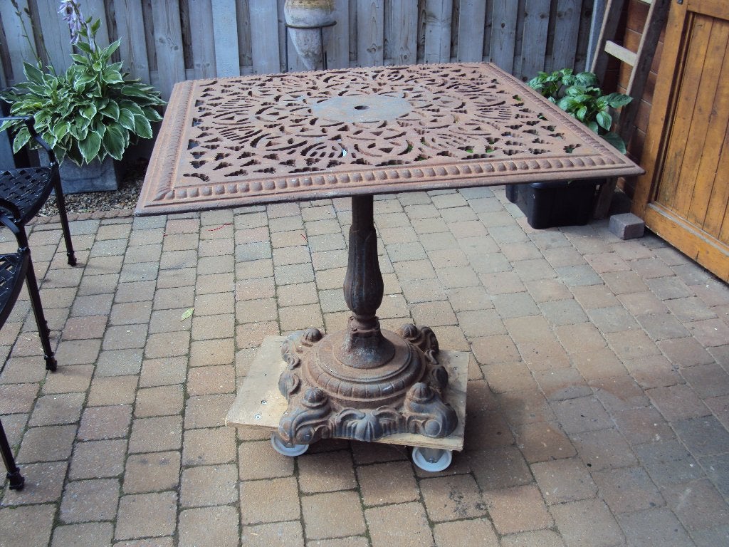 oude gietijzeren tuintafel, Tuin en Terras, Ophalen