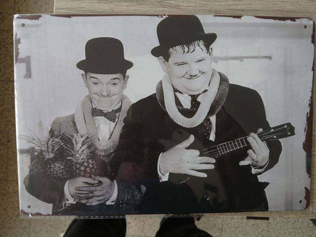 Laurel et Hardy 20 pp 30 cm en métal, Collections, Enlèvement ou Envoi
