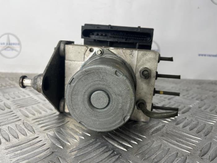 Pompe ABS d'un Mercedes Sprinter, -, 3 mois de garantie, Utilisé, -